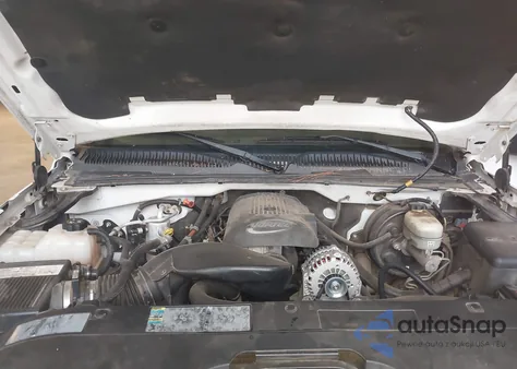 2005 Chevrolet Silverado 1500 Z71 from USA, damaged, VIN 2GCEK13T251300646